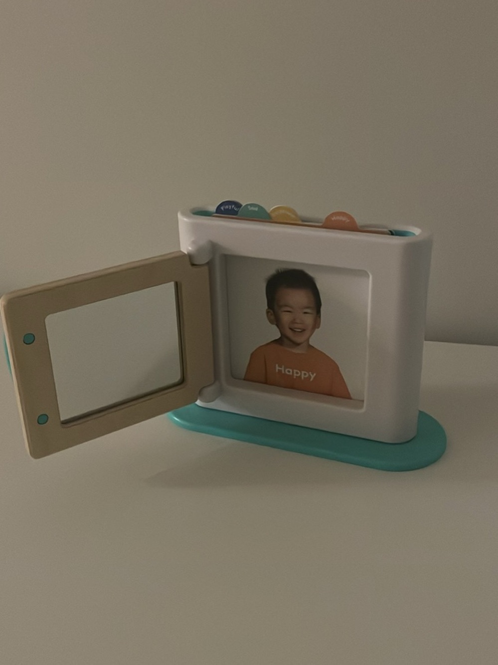 Lovevery emotions mirror toy